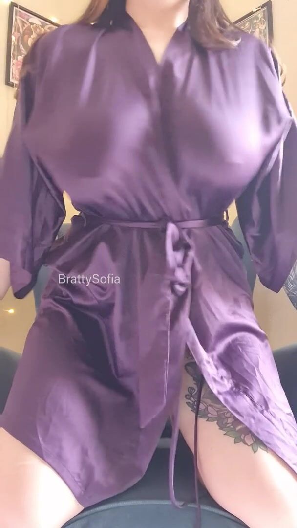 Do you like the way my 34H tits bounce?
