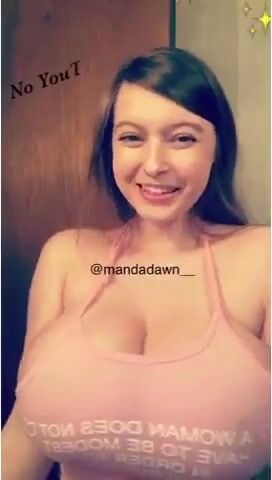 Amanda Love Jiggling
