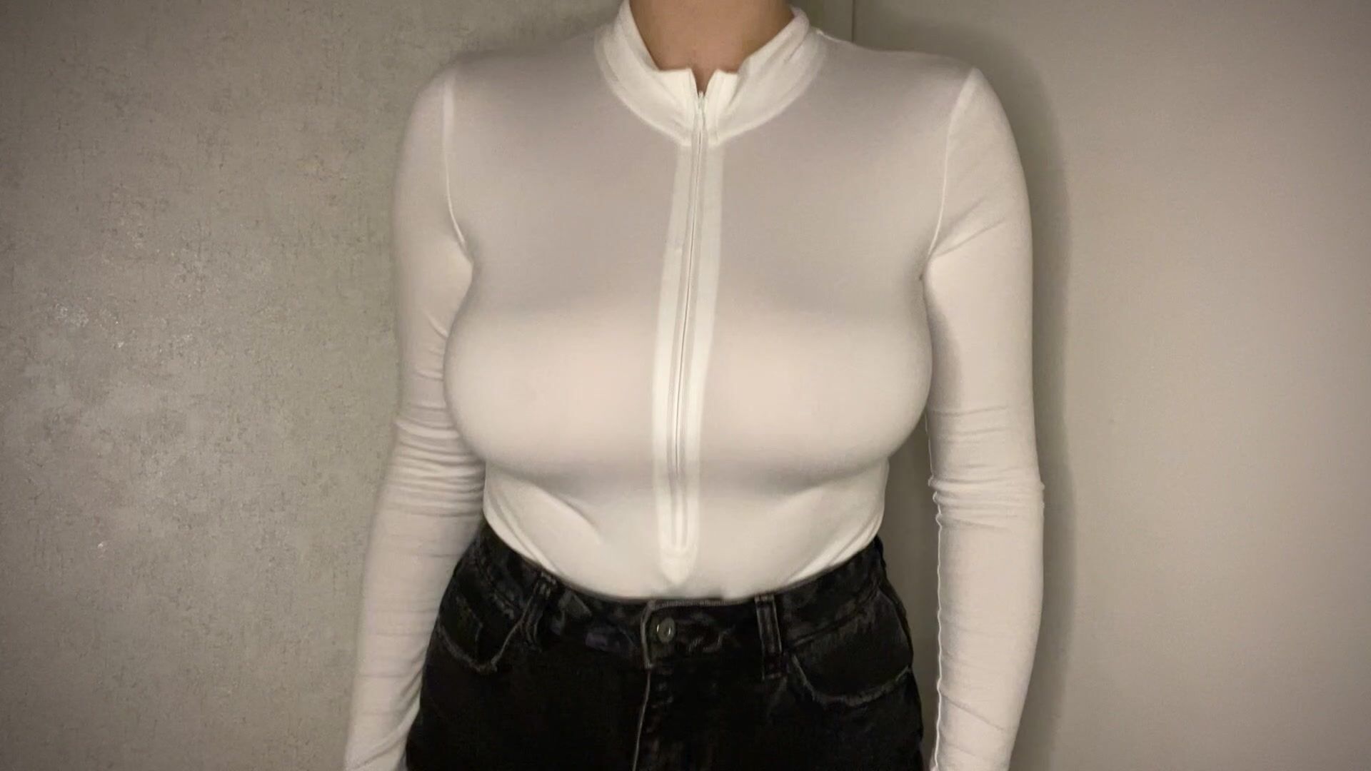 Hope you like how they bounce in this top :)