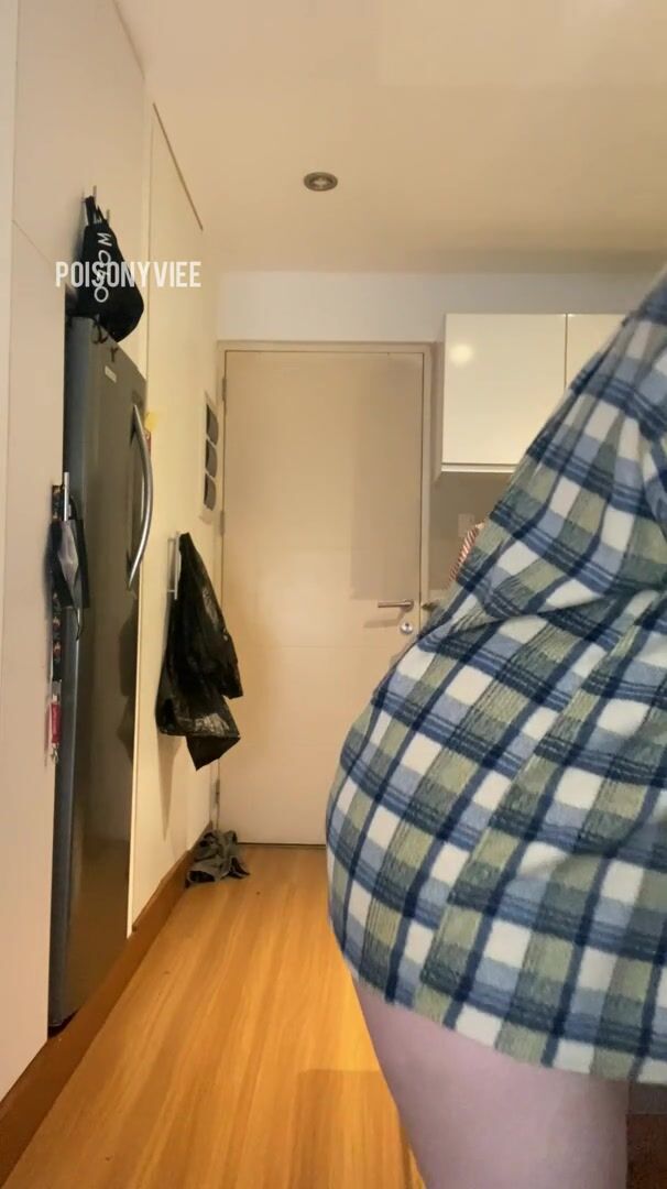 I was raised to be a good girl, but here I am showing my titties on the internet (reveal)