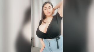 Boob Bounce: Side to side #4