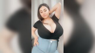 Boob Bounce: Side to side #5