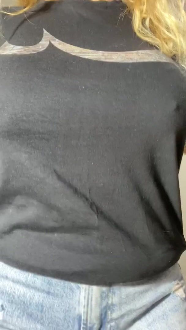 This is my natural body, am I fucktoy or girlfriend material?????