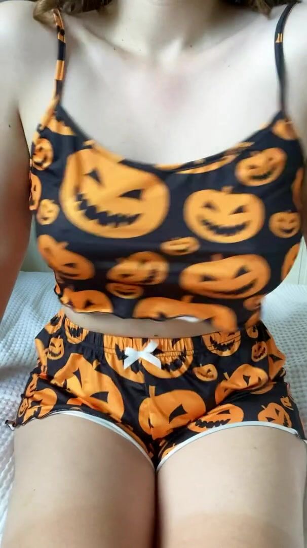 Halloween Bouncy Boobs