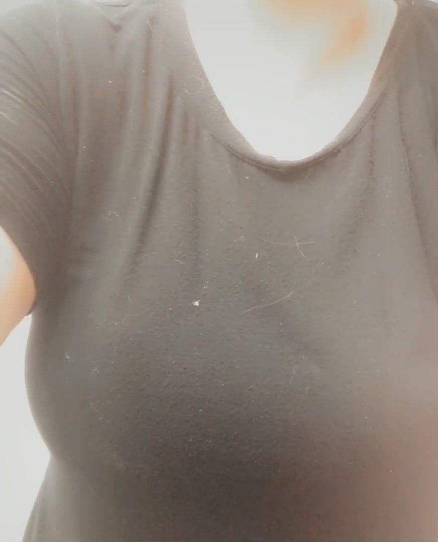 A titty drop and pretty bra to brighten your Monday!