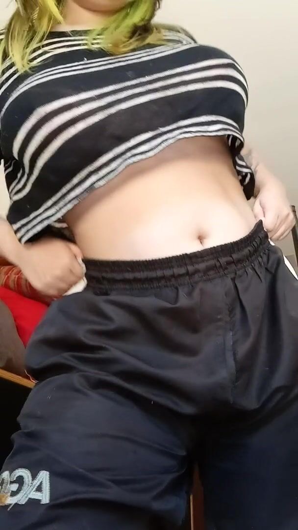 Can you believe i used to hate how bouncy and jiggly my boobs are?