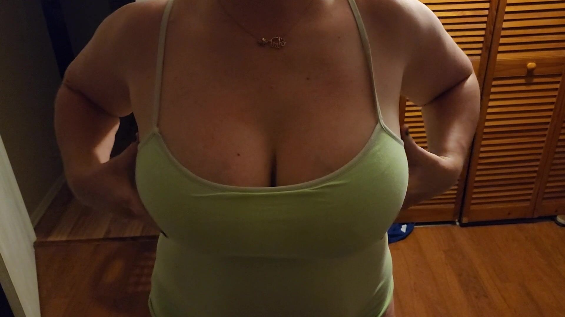 Bouncing my big naturals around in my hands