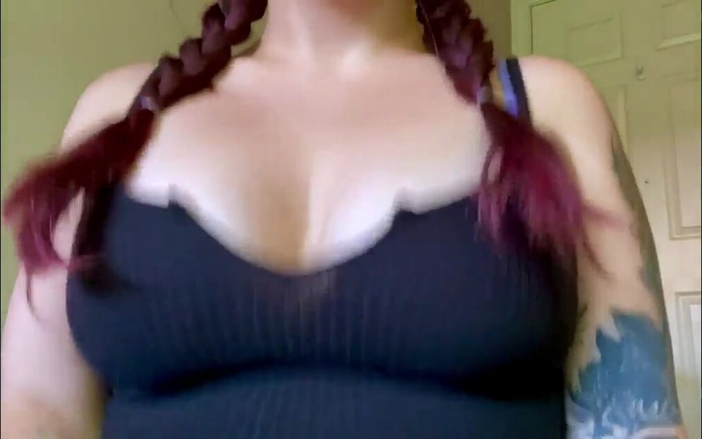 Boobs n' braids