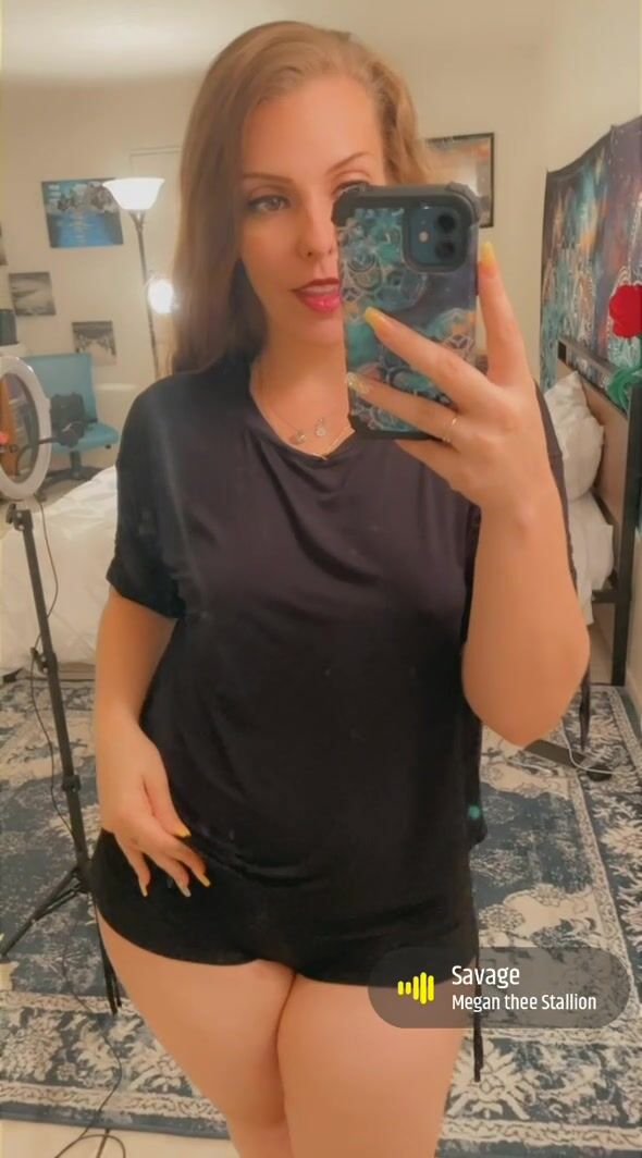 Just a little tease to get you going ????????