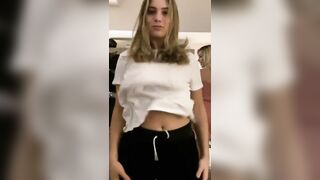 Boob Bounce: Lele Pons #2