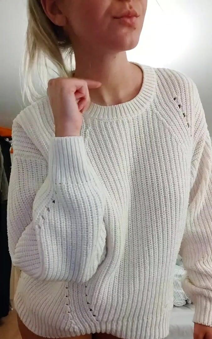 Who wants these big old natural tanned tittys on their face?