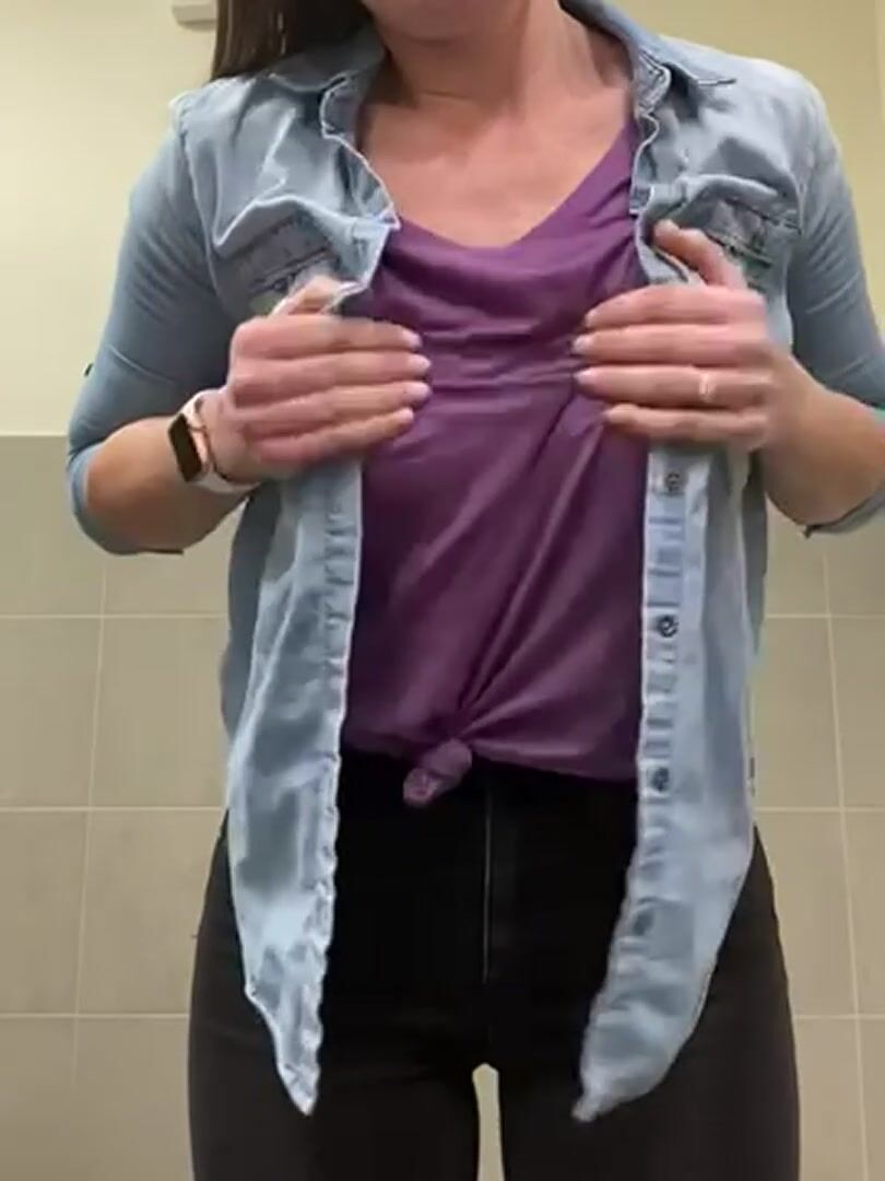 Little bored at work yesterday so spent a little extra time in the bathroom making you guys this!