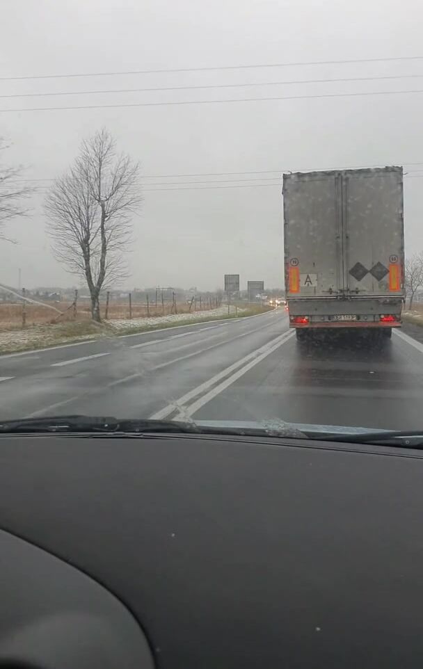 Why are these drivers honking and flashing their lights so much?