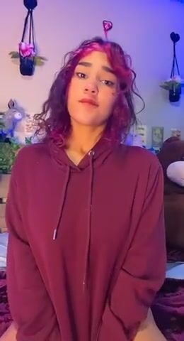 Make my 18yo tits bounce