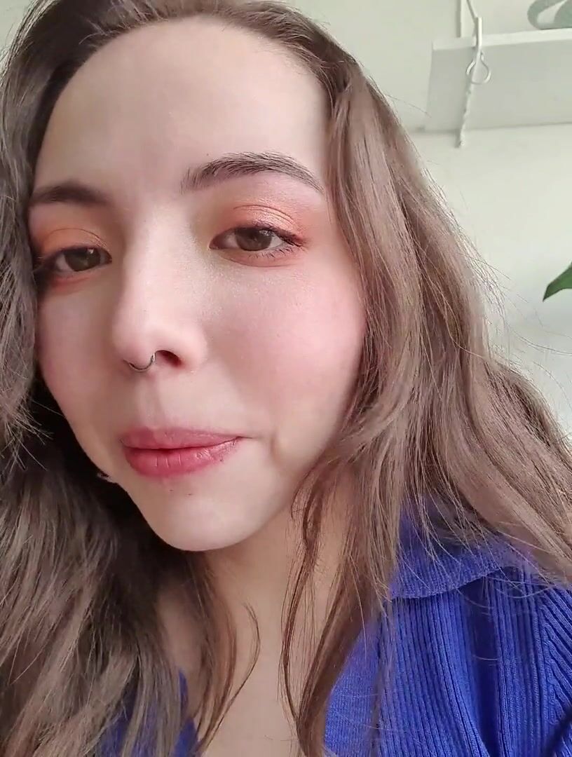 I'm here to give you the gift of boobies