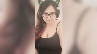 It's hard to game with distractions like these