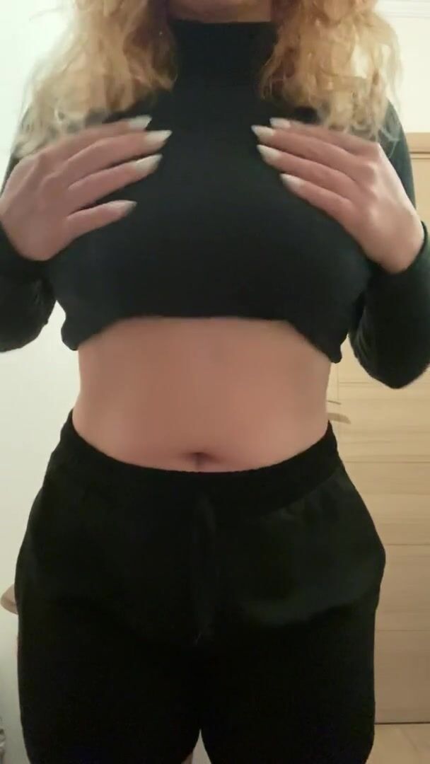 Ready to be your big titty cum slut ????