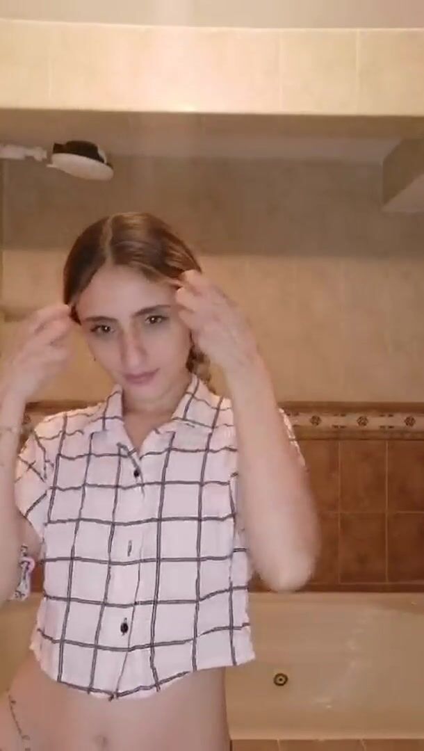 would make my day if at least one person loved my chest ????