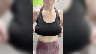 Boob Bounce: If only you could build muscle from Titty Drops at the gym #3