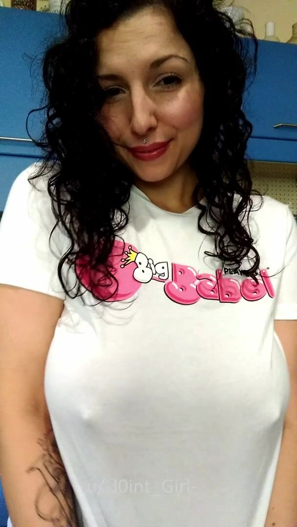 Revealing my huge boobs,hope you'll appreciate