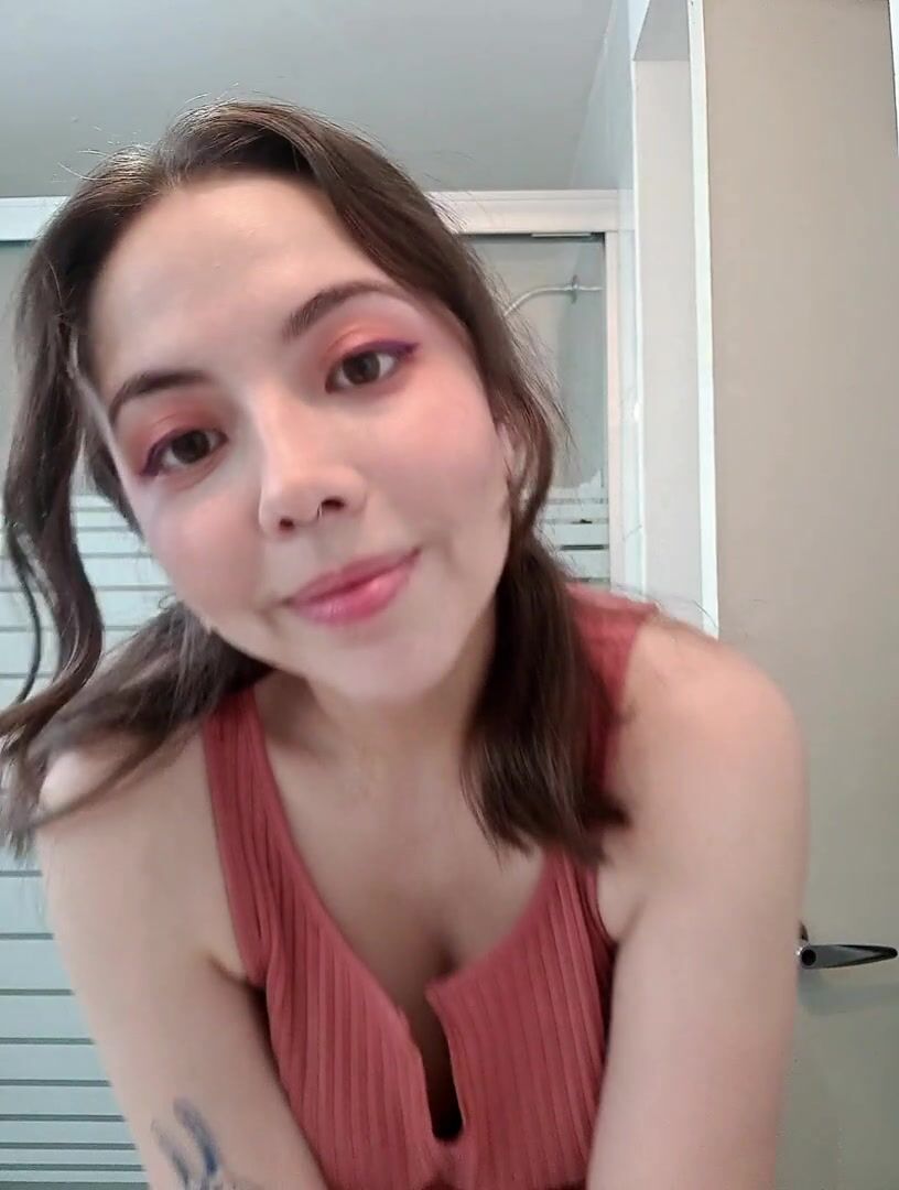 Hope you dream of bouncy boobs