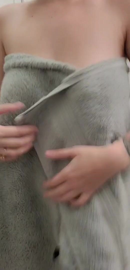 Just casually bouncing my towel off