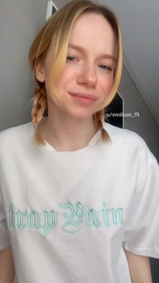 Trick with the appearance of boobs