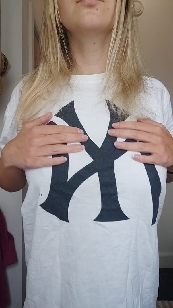 Would you like to cum on my natural DD Swedish meatballs? ????????????????