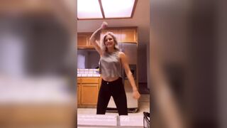 Boob Bounce: Kitchen boogie #3