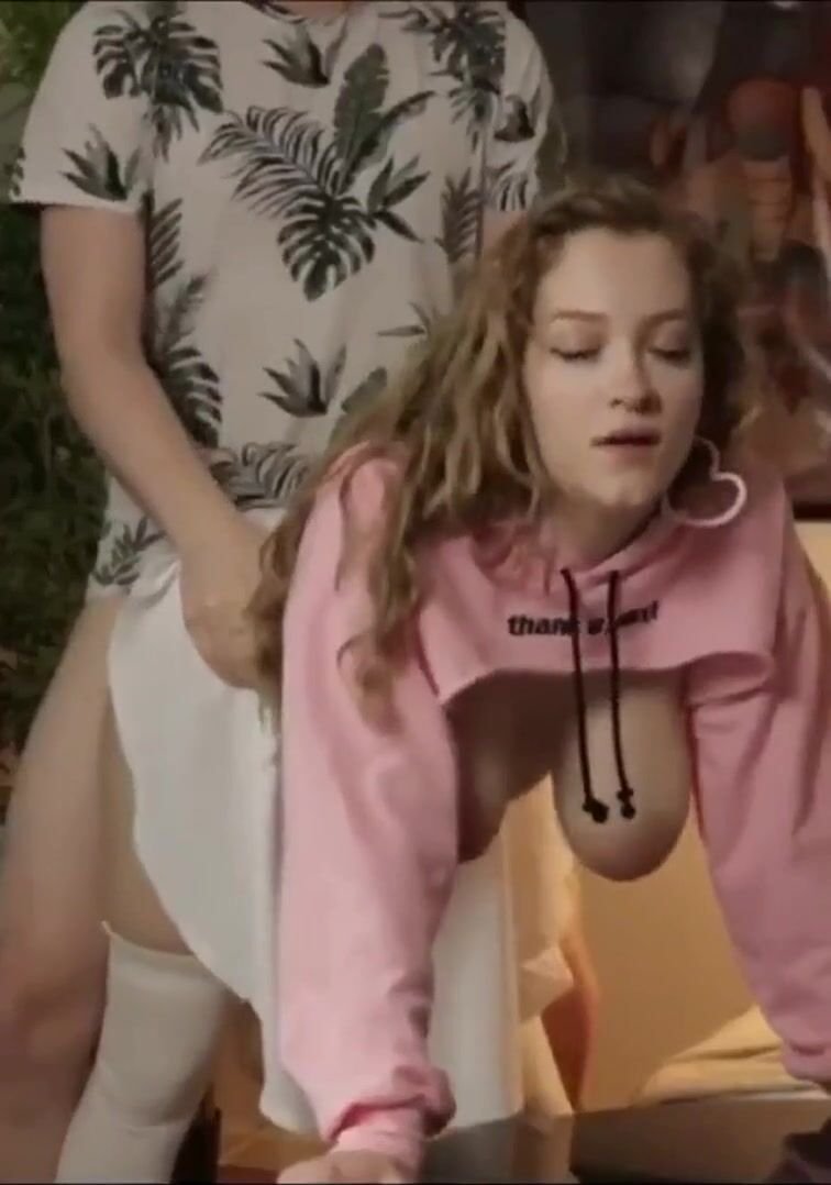 I love it when boobs shake