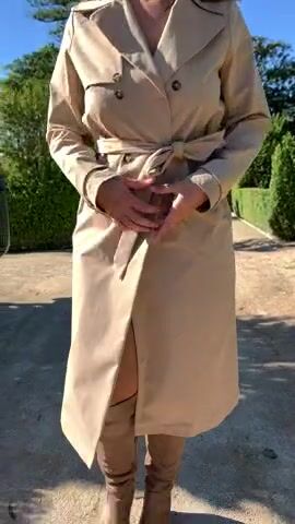 Do I bounce when I walk?