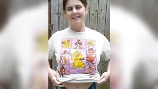 Boob Bounce: Come outside, 38yo mom has something to show you ;) #2