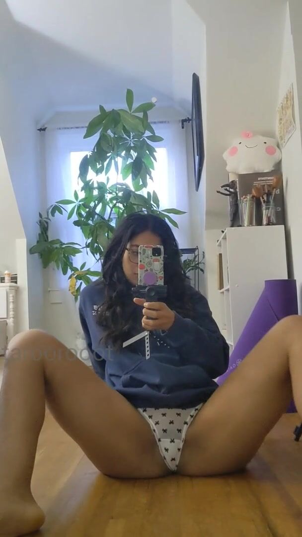 Shaking these titties for your cum