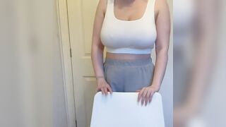 Boob Bounce: If you appreciate real mommy milkers then I appreciate you ???? #1