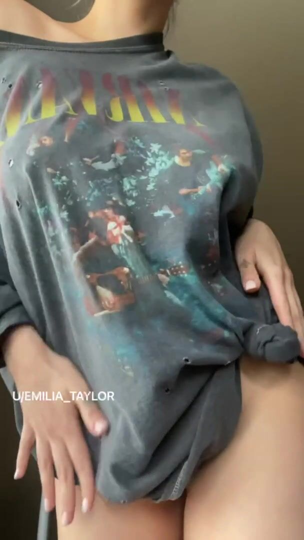 Do my bouncing DDD’s activate your primal urges to breed? ????