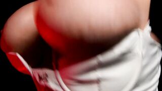 Boob Bounce: they shall not be contained! #2