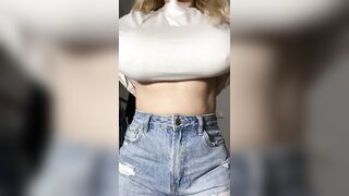 Boob Bounce: Sometimes even i forget how big they are ???? #2