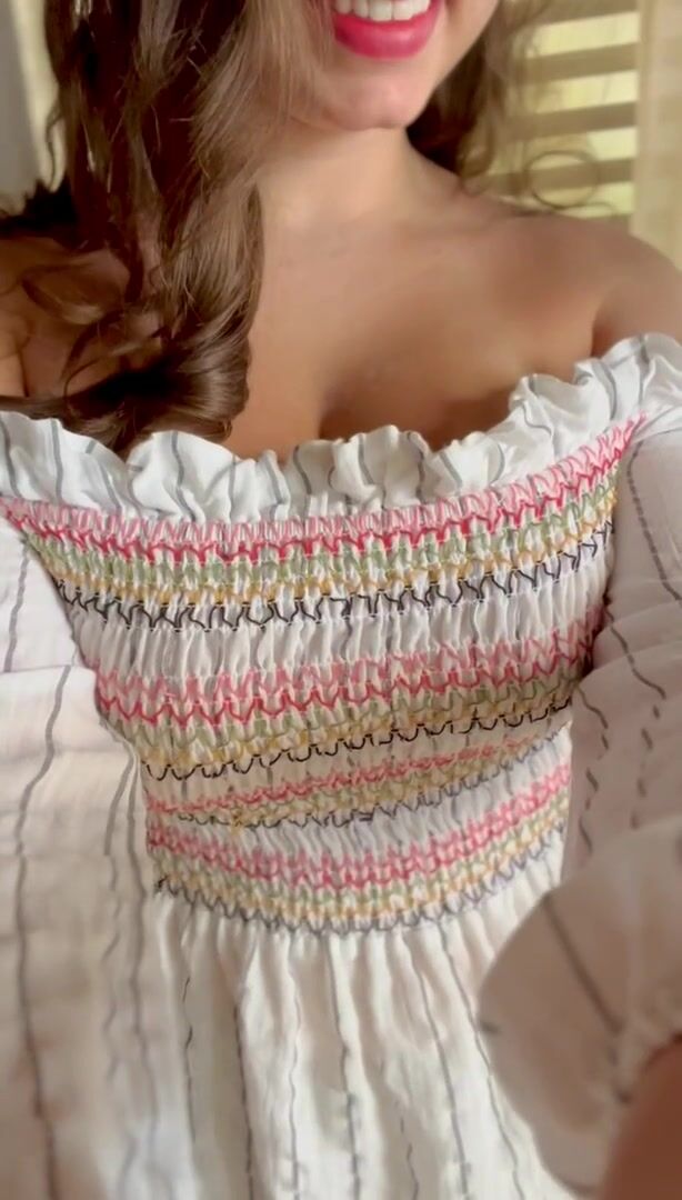 A little bounce from my huge natural boobies :)