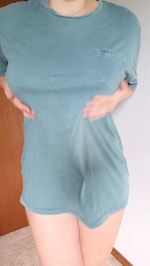 Do you have a thing for short girls with perfect boobs like mine?
