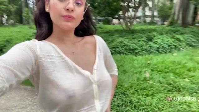 A little jiggle down the street