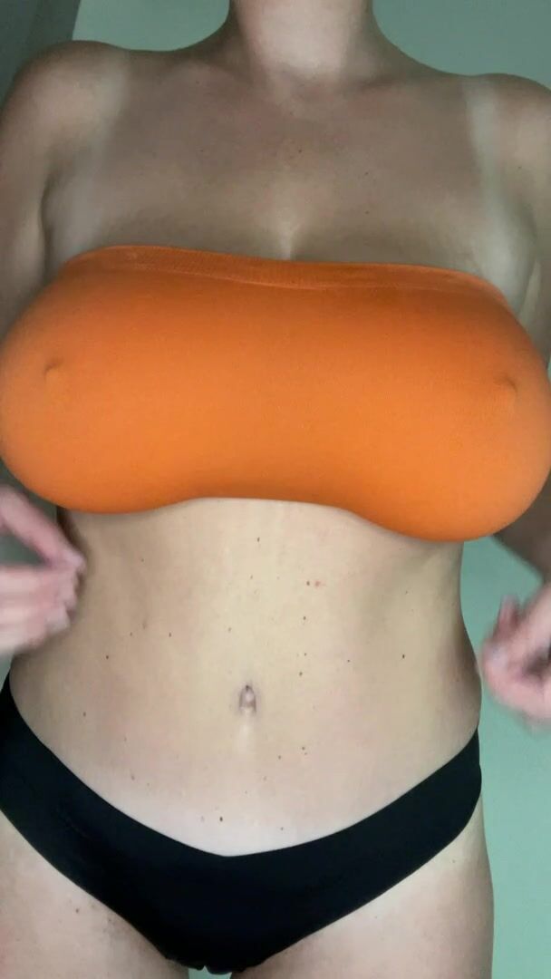 Extra bouncy in my tube top